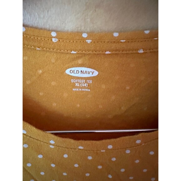 Women’s top - Picture 2 of 3